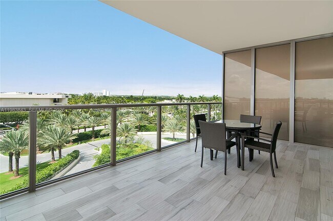 Building Photo - 9705 Collins Ave