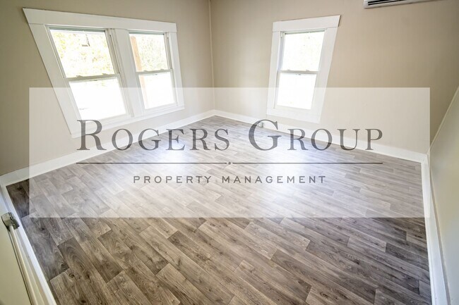 Building Photo - 939 Lucy St