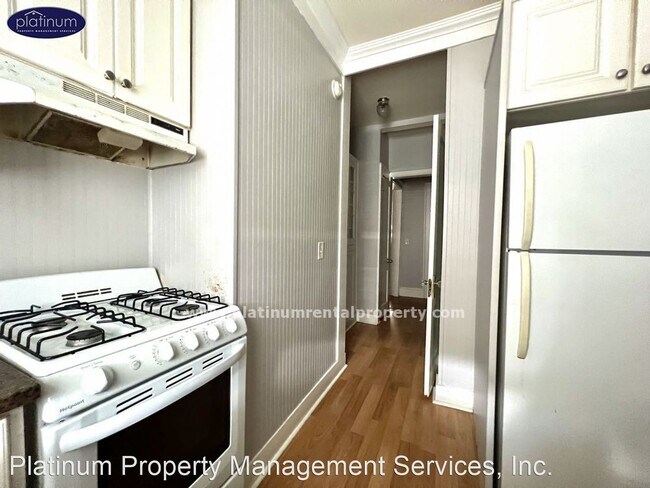Building Photo - 1 br, 1 bath House - 1125 Briarcliff Place...