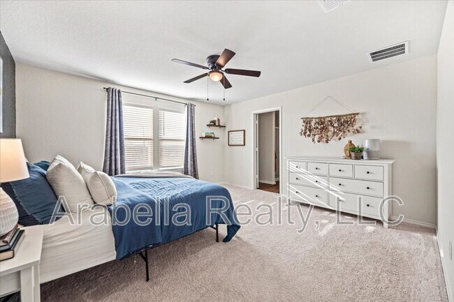 Building Photo - 13907 Anchor Wy