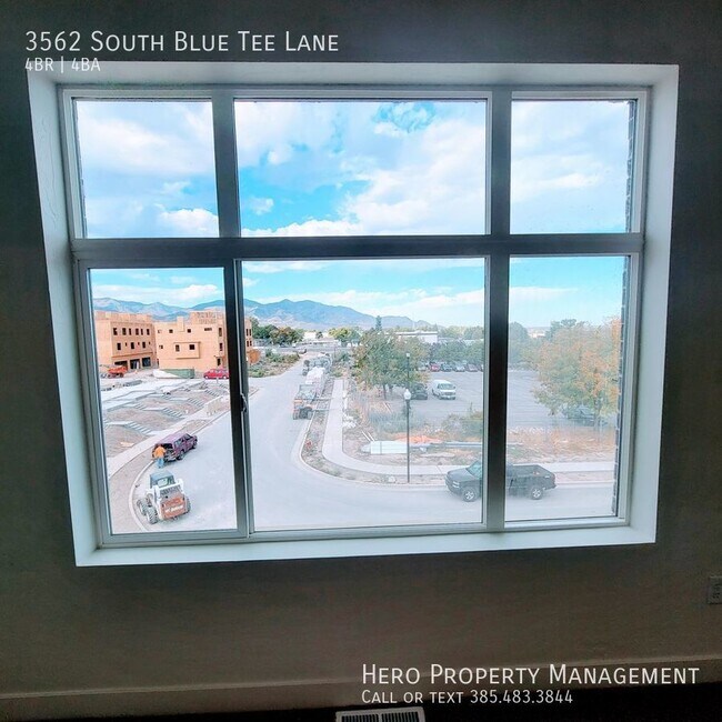 Building Photo - 3562 Blue Tee Ln