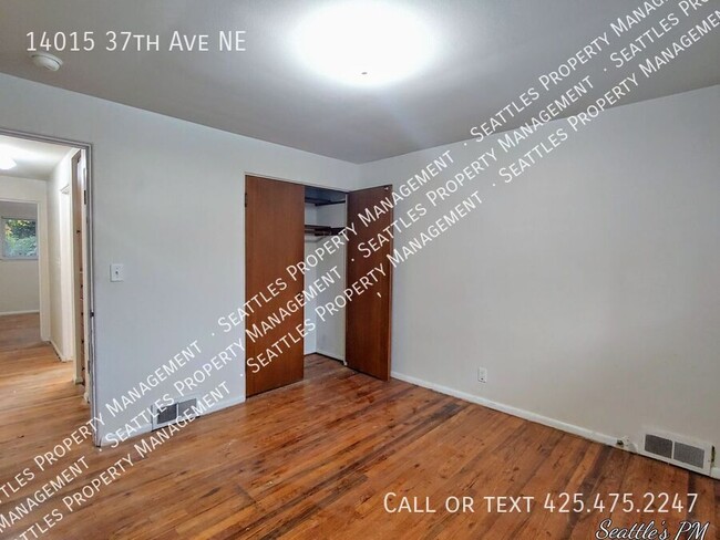 Building Photo - Wonderful 2 Bedroom Home with Oversized Of...