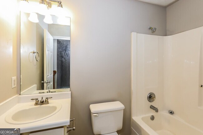 Building Photo - 100 Stanfield Ct
