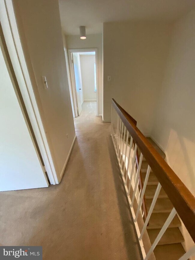 Building Photo - 7820 Muirfield Ct