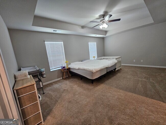 Building Photo - 52 White Spruce Wy