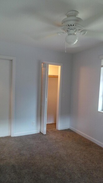 Building Photo - 370 Orange Way