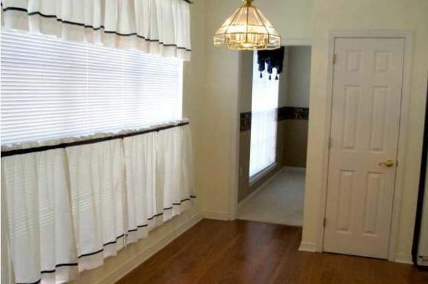 Building Photo - 4114 Oak Pointe Dr