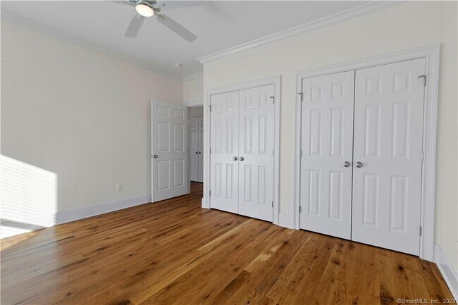 Building Photo - 73 W Main St