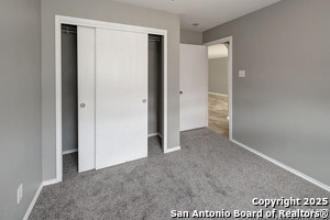 Building Photo - 3515 Alamo Grns