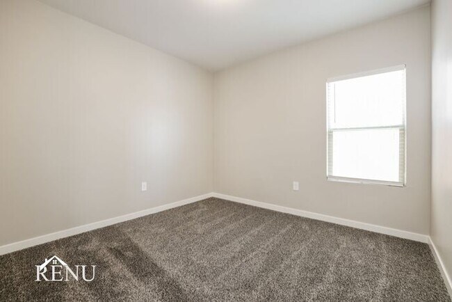 Building Photo - 12717 E Giada Dr
