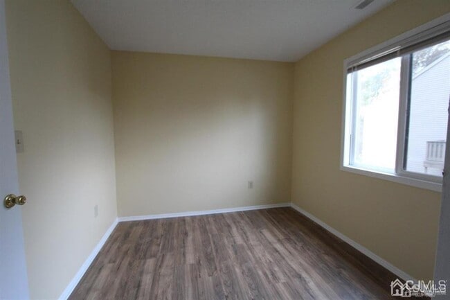 Building Photo - 1618 Aspen Dr