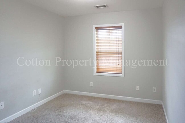 Building Photo - 2018 Willow Stone Ct