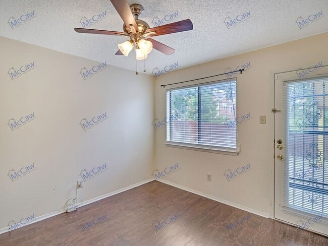 Building Photo - 2409 Sendero Trail