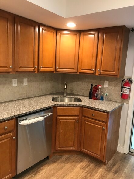 Building Photo - 159 Devon Ct