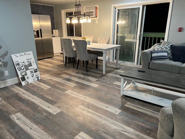 Building Photo - 21 Woodmere Ct