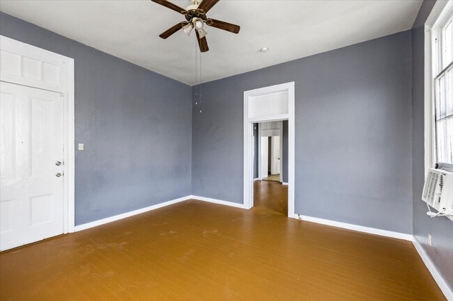 Building Photo - 1524 Mechanic St