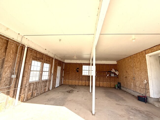 Building Photo - 1654 Ponderosa Rd