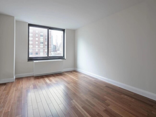 Building Photo - 200 Rector Pl