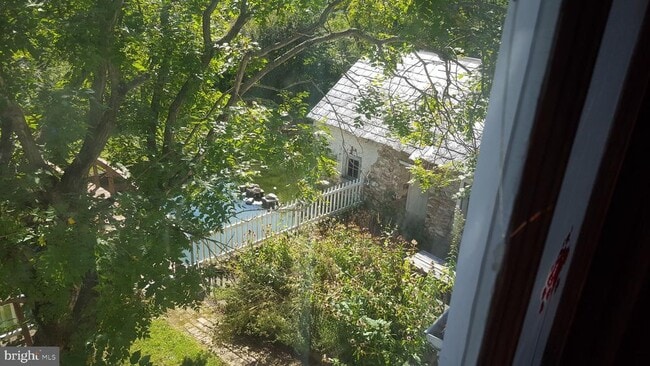 Building Photo - 2902 Lower Saucon Rd