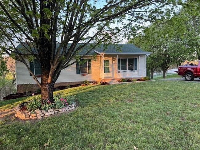 Building Photo - Single Family Home for Rent