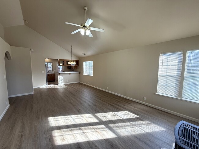 Building Photo - 3058 Helena Way