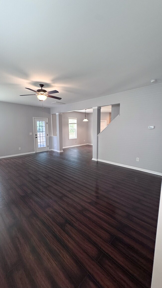 Building Photo - 429 Bald Cypress Ln