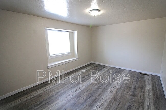 Building Photo - 3766 S Barletta Way