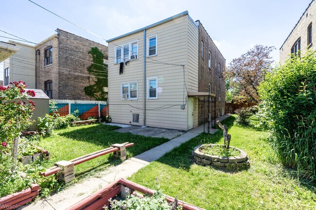 Building Photo - 4923 N Menard Ave