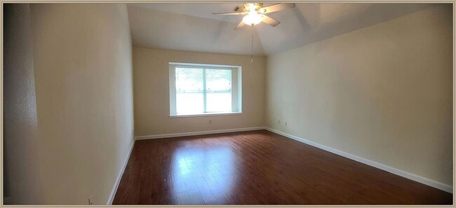 Building Photo - 9602 Meadowchase Ct