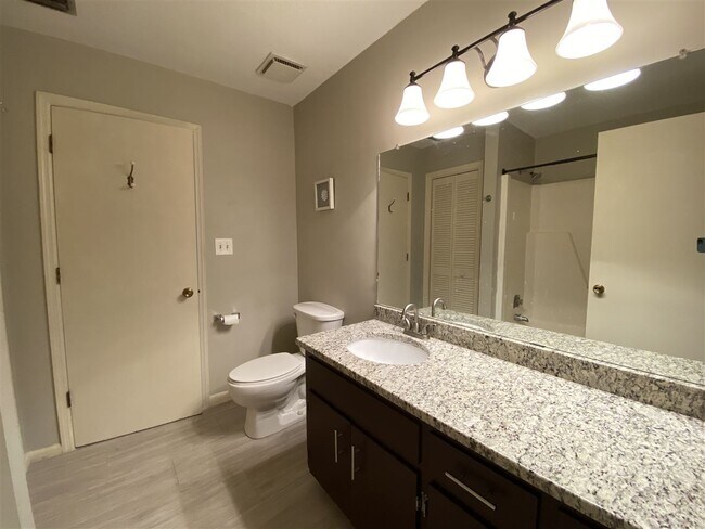 Building Photo - 2265 Green Timbers Trail