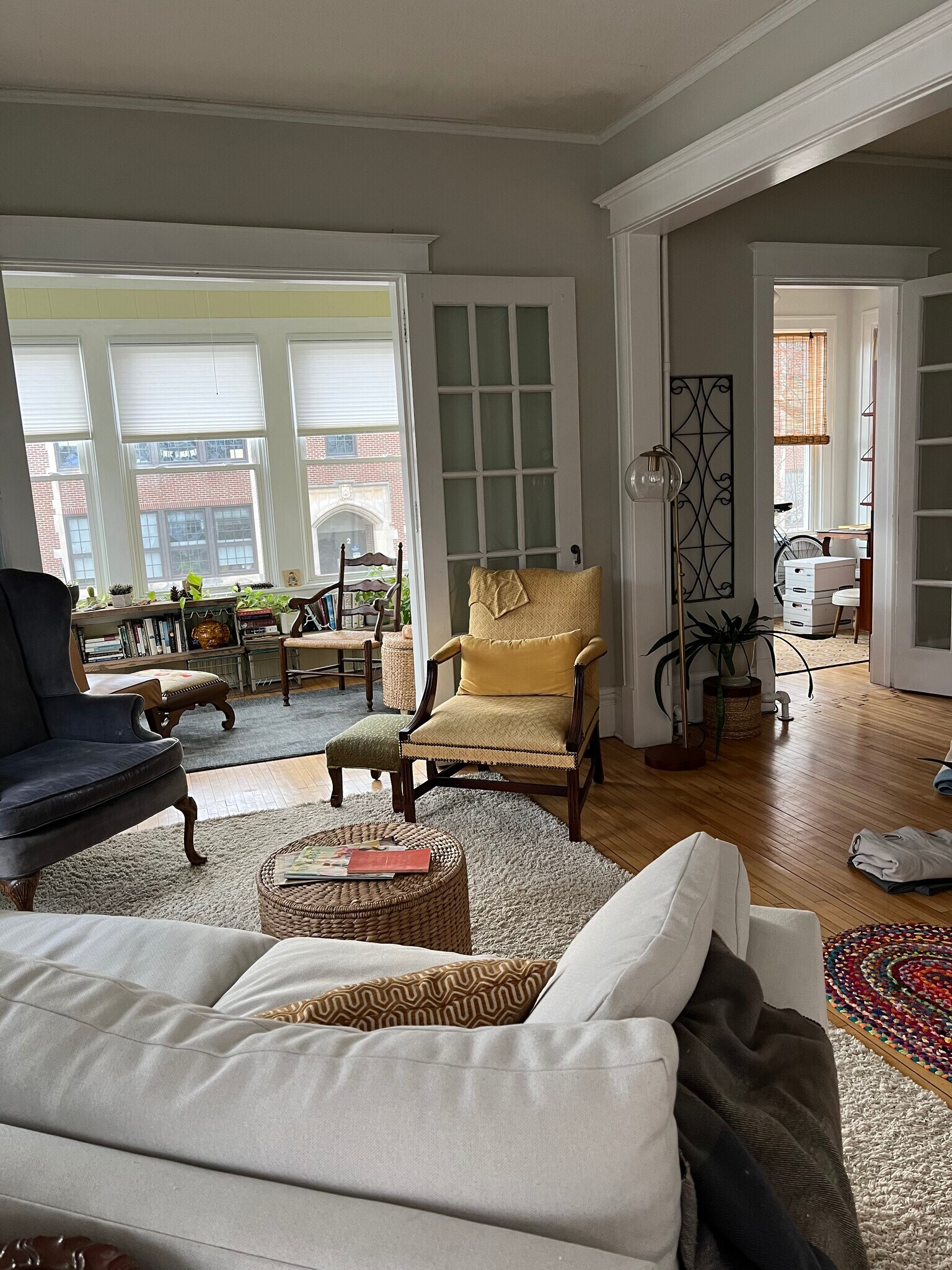 Building Photo - 2555 Emerson Ave S