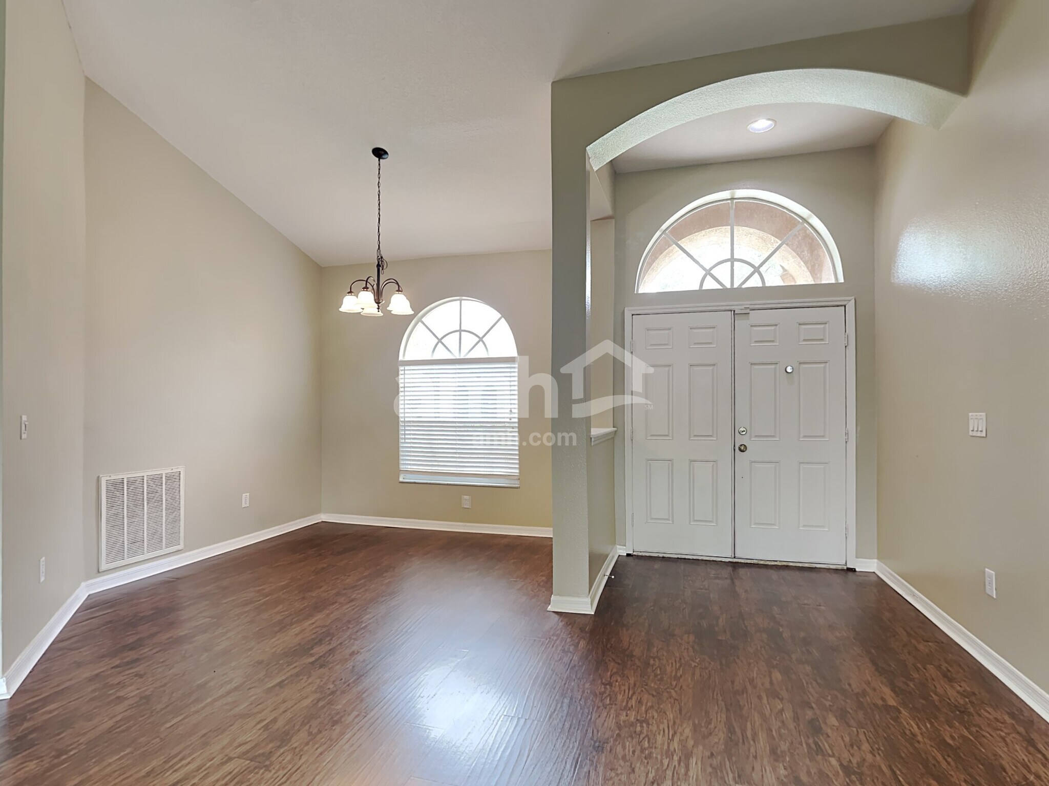 Building Photo - 9302 Dresden Pl