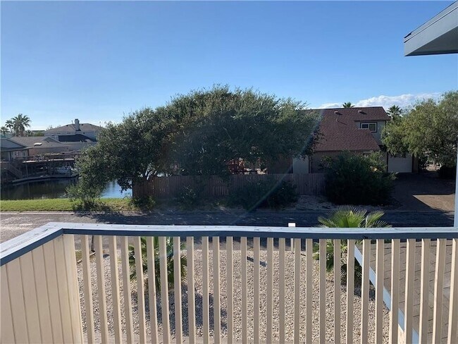 Building Photo - 15334 Barataria Dr