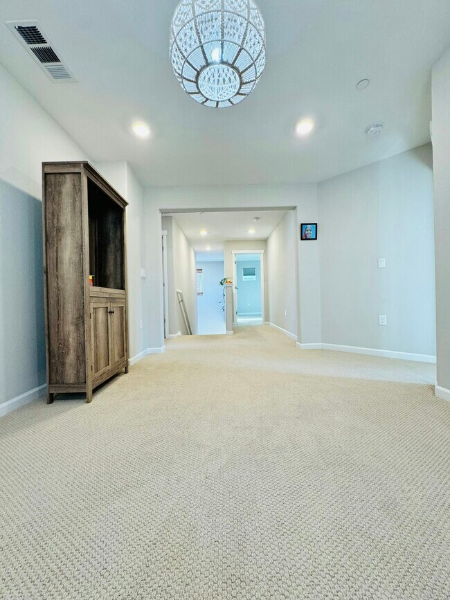 Building Photo - 5336 Hames Valley Ln