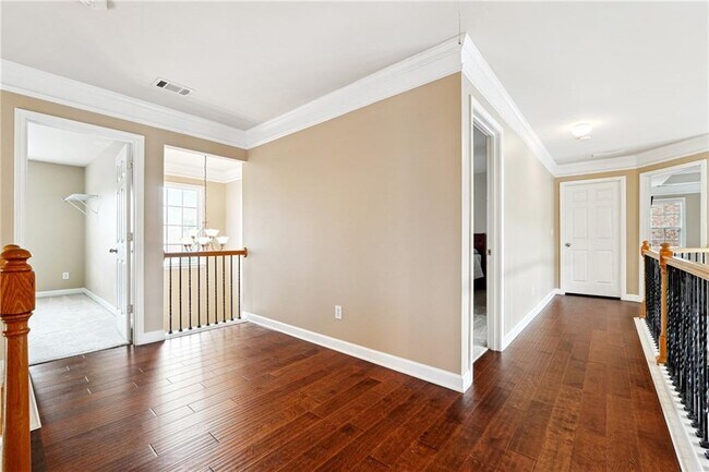 Building Photo - 1489 Belmont Hills