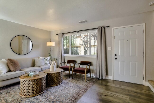 Building Photo - 5997 Bamford Dr