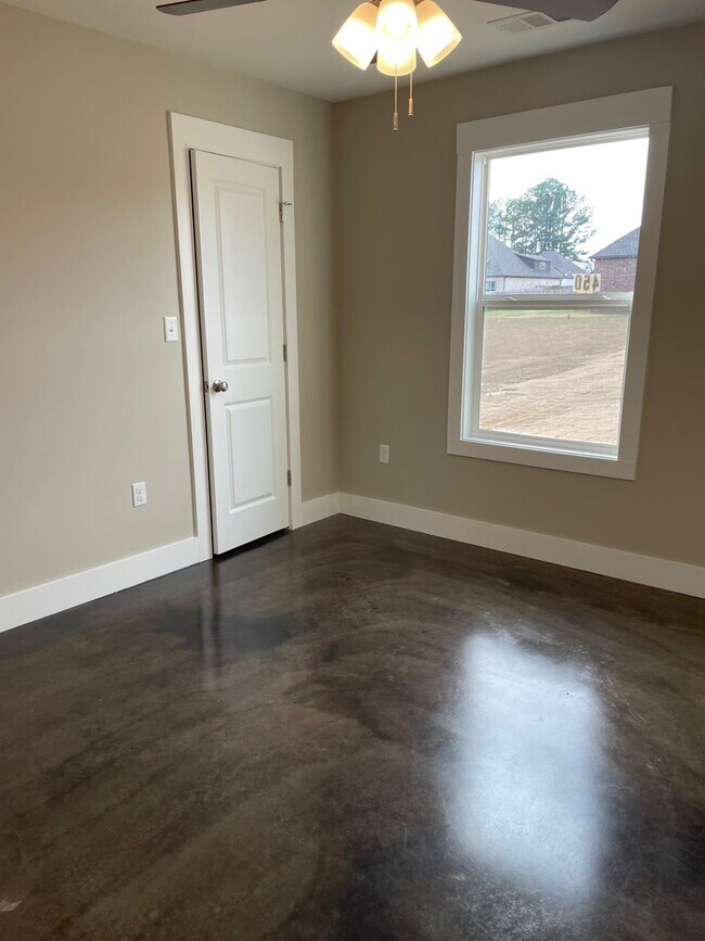 Building Photo - 4509 Sweetspier Cv