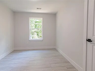 Building Photo - 120 Brookmeade Dr