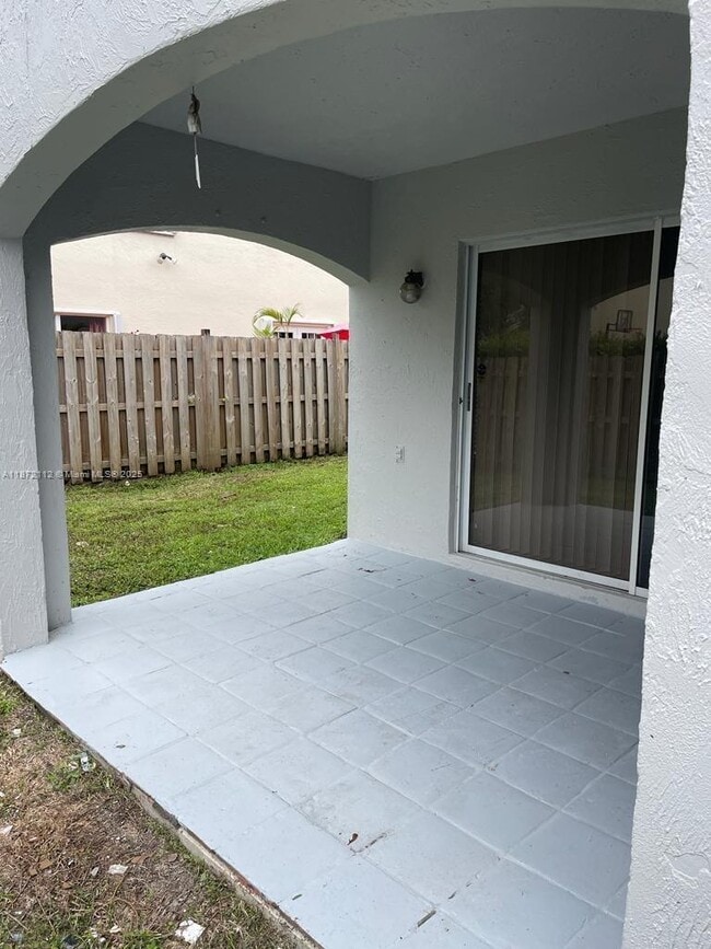 Building Photo - 10025 NW 51st Terrace
