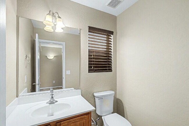 Building Photo - 16317 N 152nd Ave