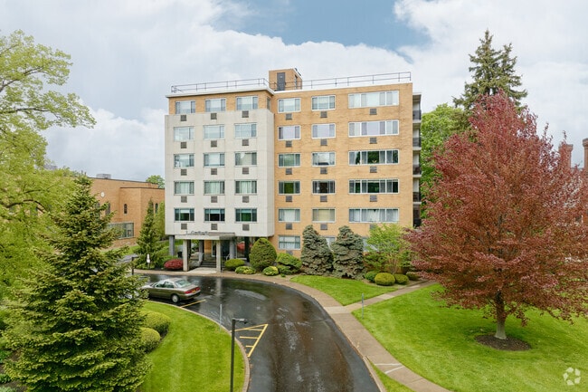 Building Photo - Scarborough House Condominium