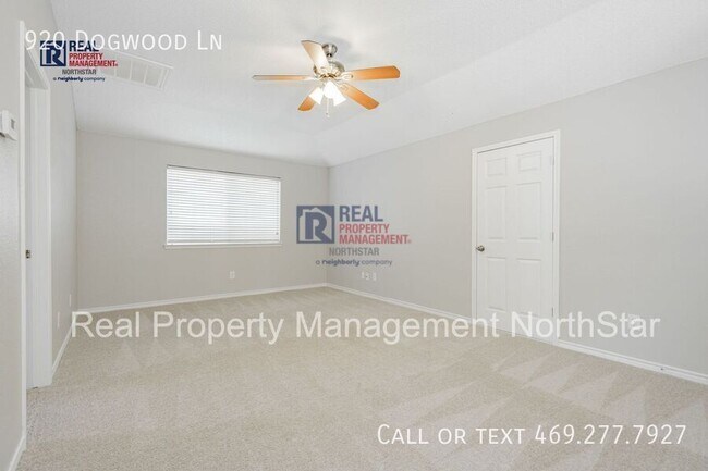 Building Photo - 920 Dogwood Ln