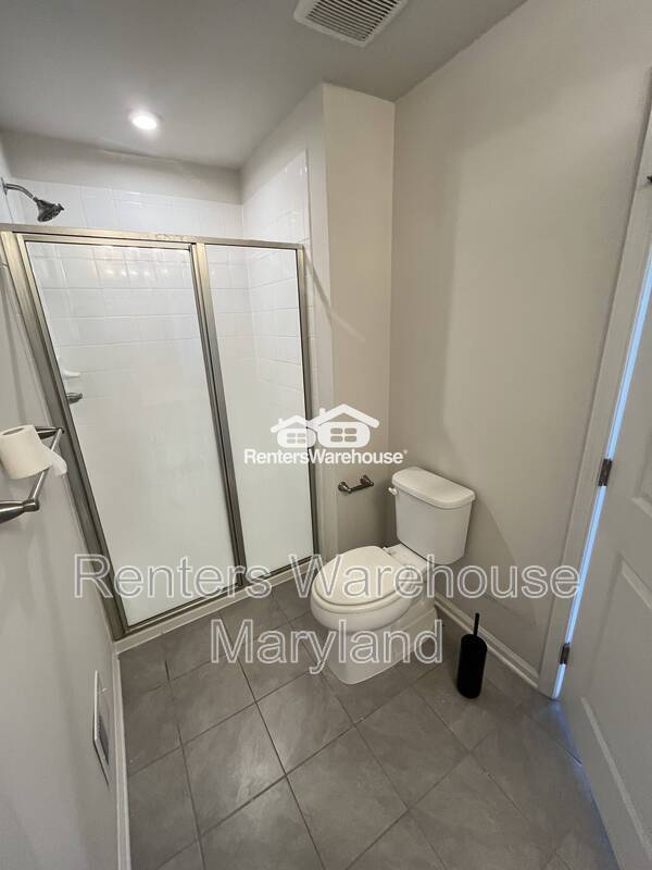 Building Photo - 201 S Macon St.