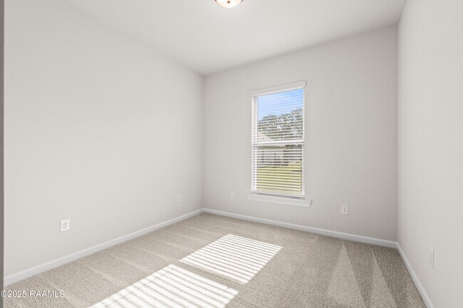 Building Photo - 314 Dunwoody Ct