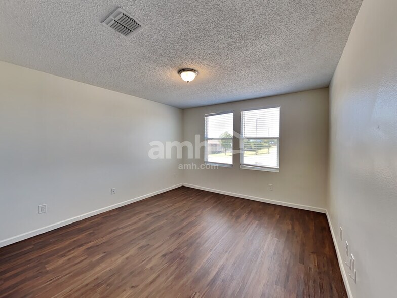 Building Photo - 3062 Limestone Hill Ln