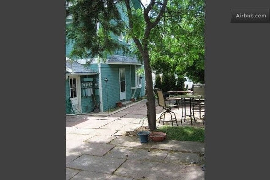 Building Photo - 1530 Pine St