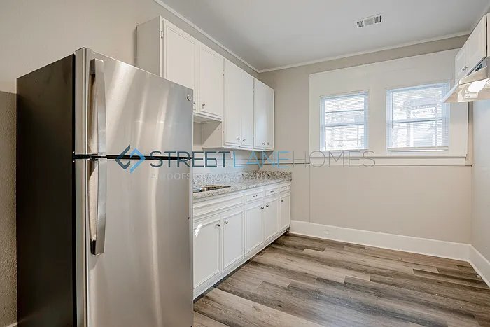 Building Photo - 1341 18th St