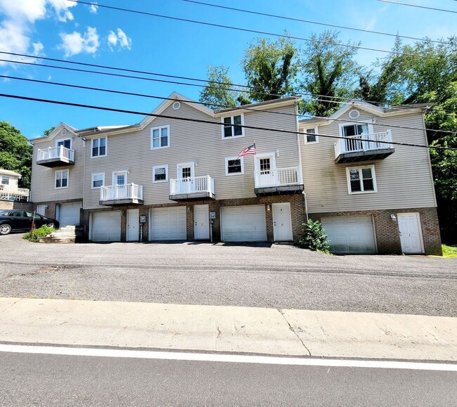 Building Photo - 2 br, 1.5 bath House - 4 Bakers Pointe