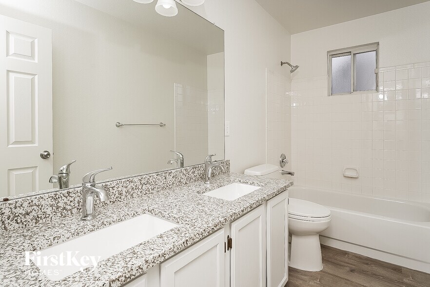 Building Photo - 13177 Bryant Cir