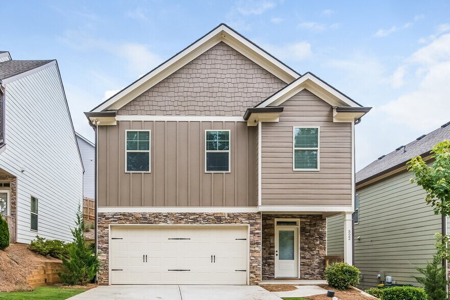 Primary Photo - 522 Broughton Dr